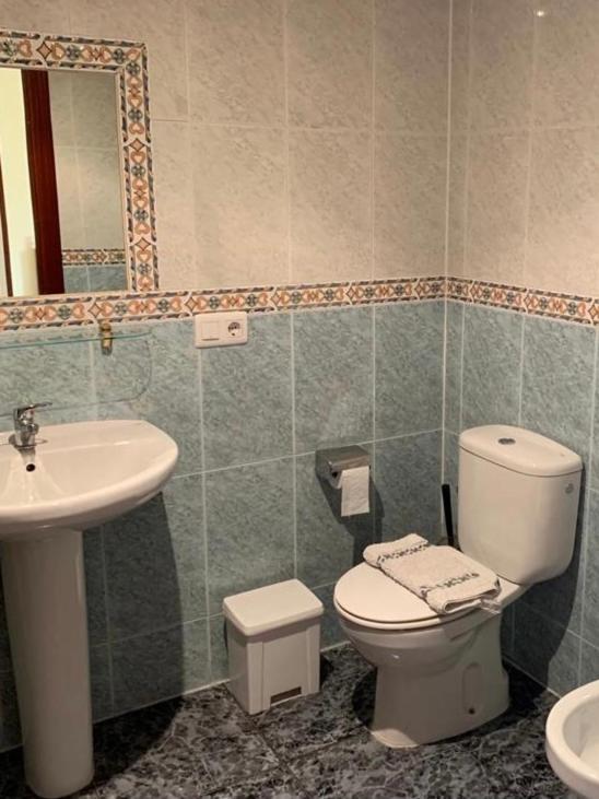 Hostel Arenos Velilla del Rio Carrion 外观 照片